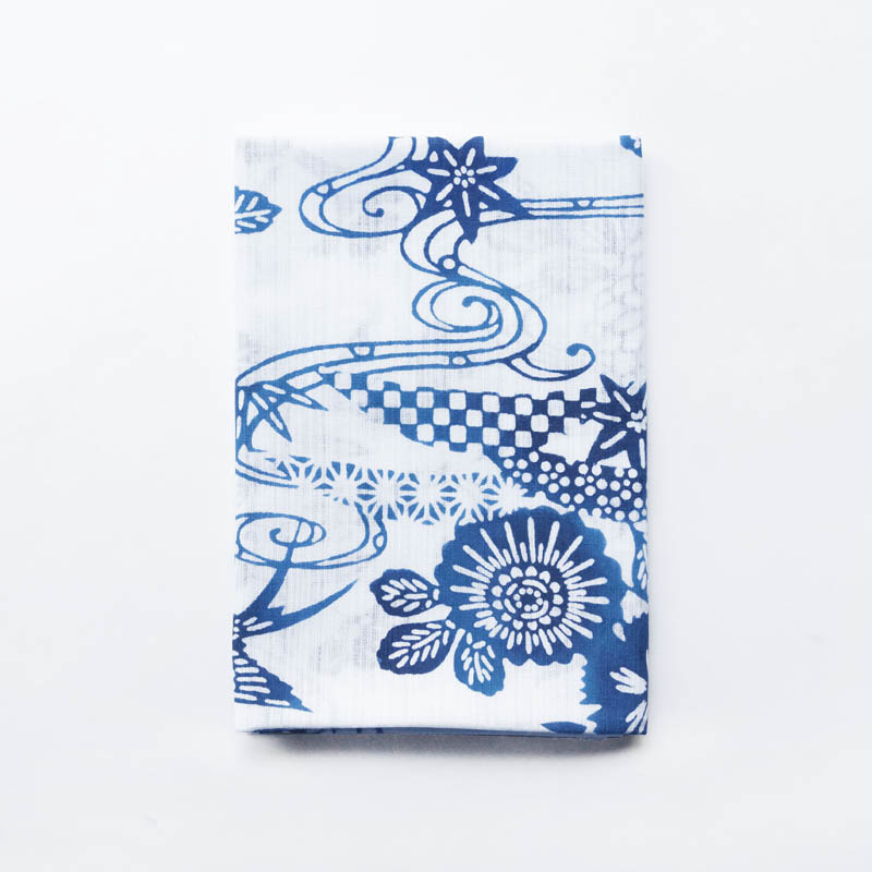 rienzome's tweet image. 【 ゆかた地手ぬぐい　紅型つばめ 】
普段ゆかたに使われている上質な生地で染上げた手ぬぐいです。
滝のような縞の透け感が美しい、竪絽スラブのオリジナル生地です。
HP
rienzome.co.jp/tenugui/17795/
オンラインストア
rienzome.shop/products/ty066
#手ぬぐい #手拭 #tenugui #紅型つばめ #紅型 #浴衣