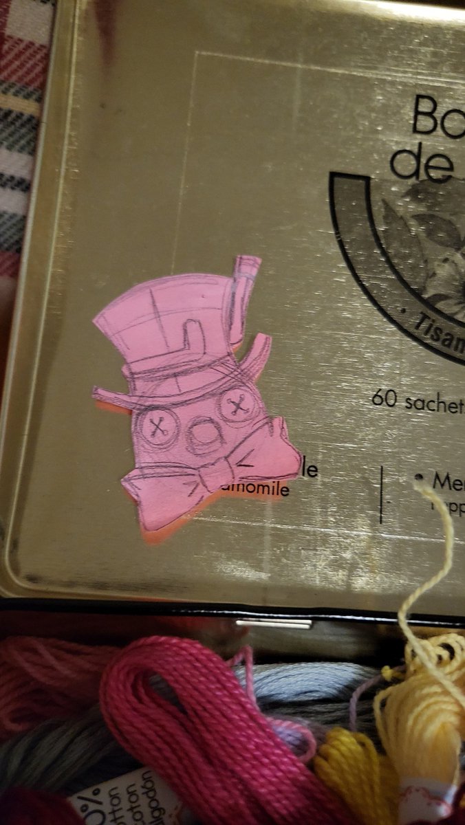 1secondKite's tweet photo. One of our littles embroidered Bonbon pls be nice to him  

#identityV #guard26 #sewing https://t.co/0cjjS7y9vF