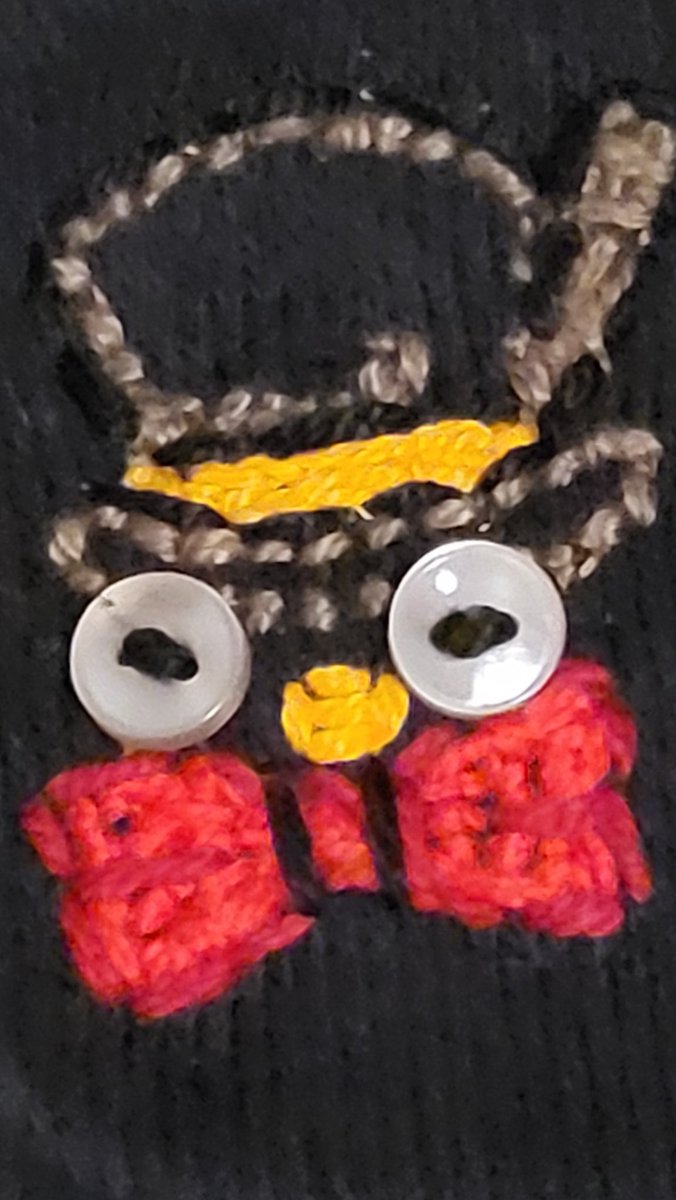 1secondKite's tweet photo. One of our littles embroidered Bonbon pls be nice to him  

#identityV #guard26 #sewing https://t.co/0cjjS7y9vF