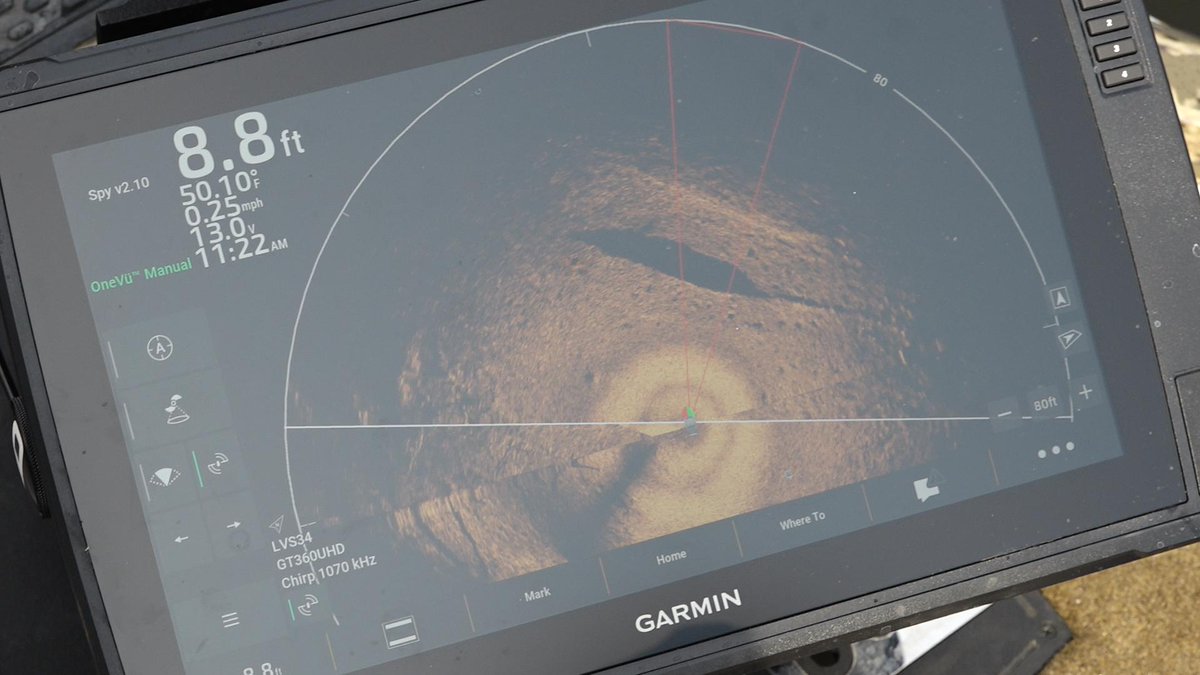 FishHandbook's tweet photo. The new GT360UHD transducer and first-of-its-kind Spy Pole from Garmin help anglers see underwater like never before!

#FishGarmin #GarminPro #GarminFishHunt #SpyPole https://t.co/r0JL2AZiGc