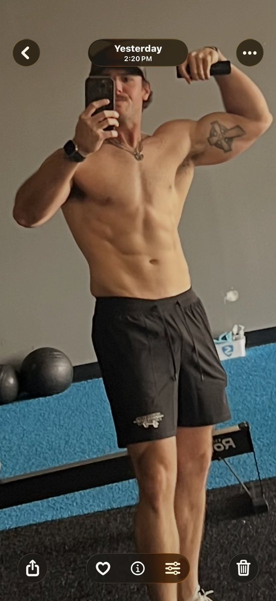 RJ Farrell tweet media