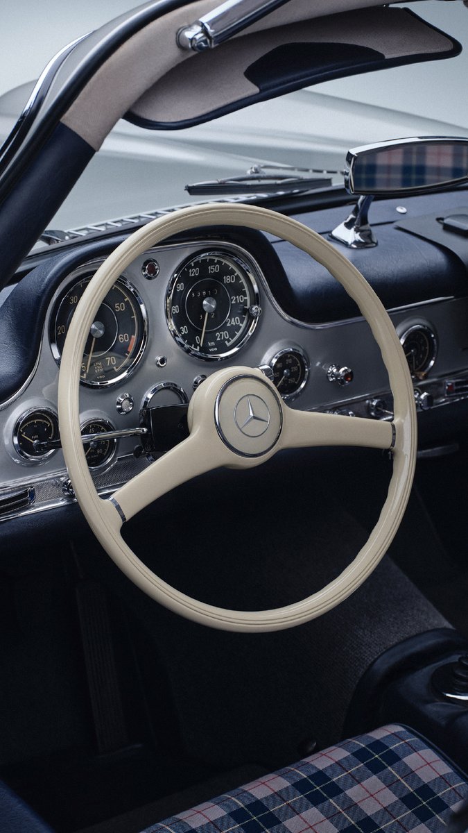 MercedesBenz_JP's tweet photo. 【 #MBWallpaper Series 】
📅毎週木曜日更新
ぜひチェックしてください。 https://t.co/UP17MCQmbn