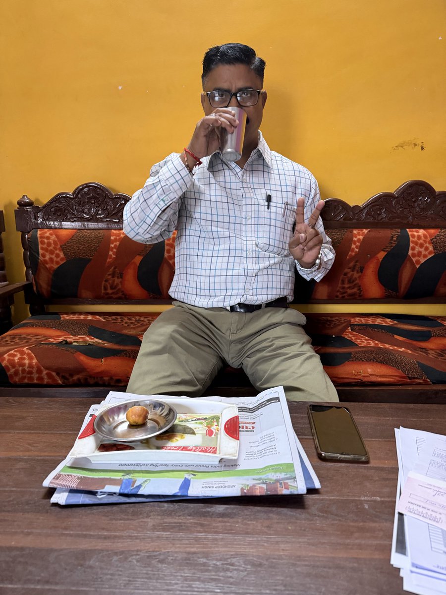 T 1358
499वाँ गुरुवार :: नीम्बू पानी 

पुरानी पेंशन सभी को मिलने तक अनवरत 
         जय अटेवा जय nmops
              जय गणेश