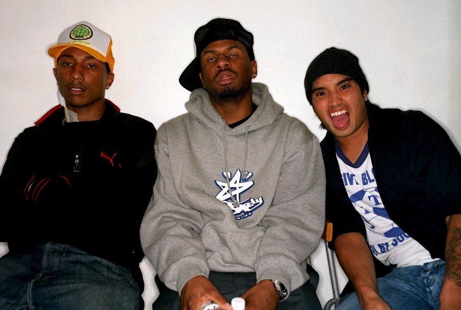 spacecowboyhash's tweet photo. March 12th, 2002. 

Happy 24th anniversary to N*E*R*D's "In Search Of...". 🧠🖖🏿⚡️ https://t.co/6K6XDfLX1T