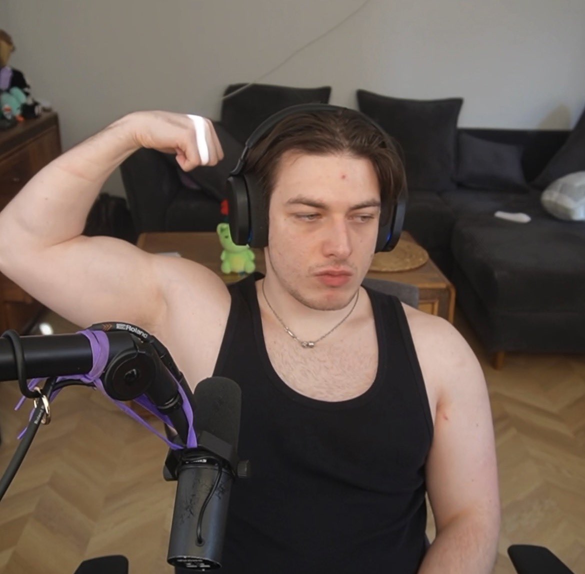 DAKO 🤍 tweet media