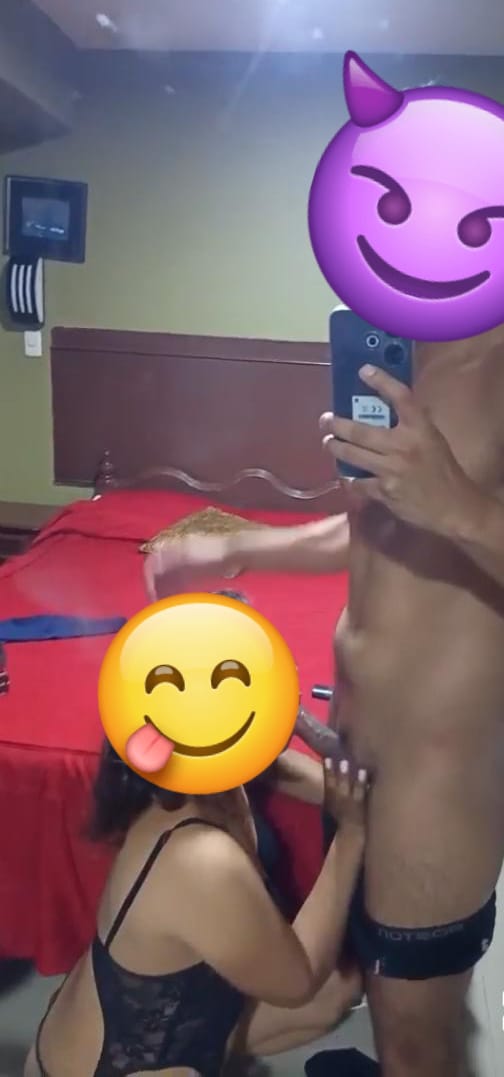AkilesRam's tweet photo. Pasando una tarde muy caliente con una hotwife con permiso de su esposo #hotwife #corneador #babybull #swingerperu https://t.co/ONEXevQH7t