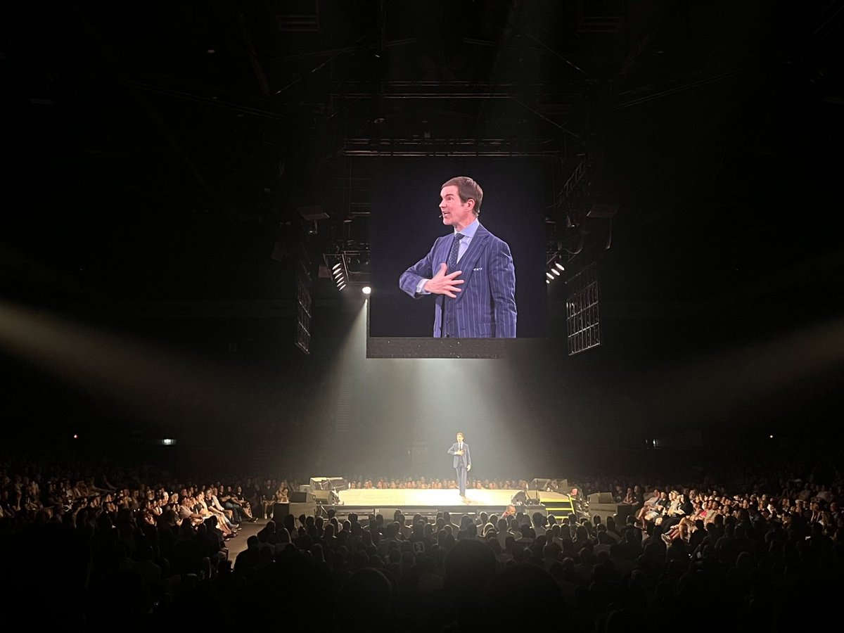 jimmycarr's tweet photo. I’m in Newcastle for a couple of days at the Entertainment Centre 🇦🇺 I’ve got shows in all 6 states, and the Northern Territory, between now and the middle of May. Click on the link for dates and tickets https://t.co/omtP6PxRsu https://t.co/zIGS0hCLEM
