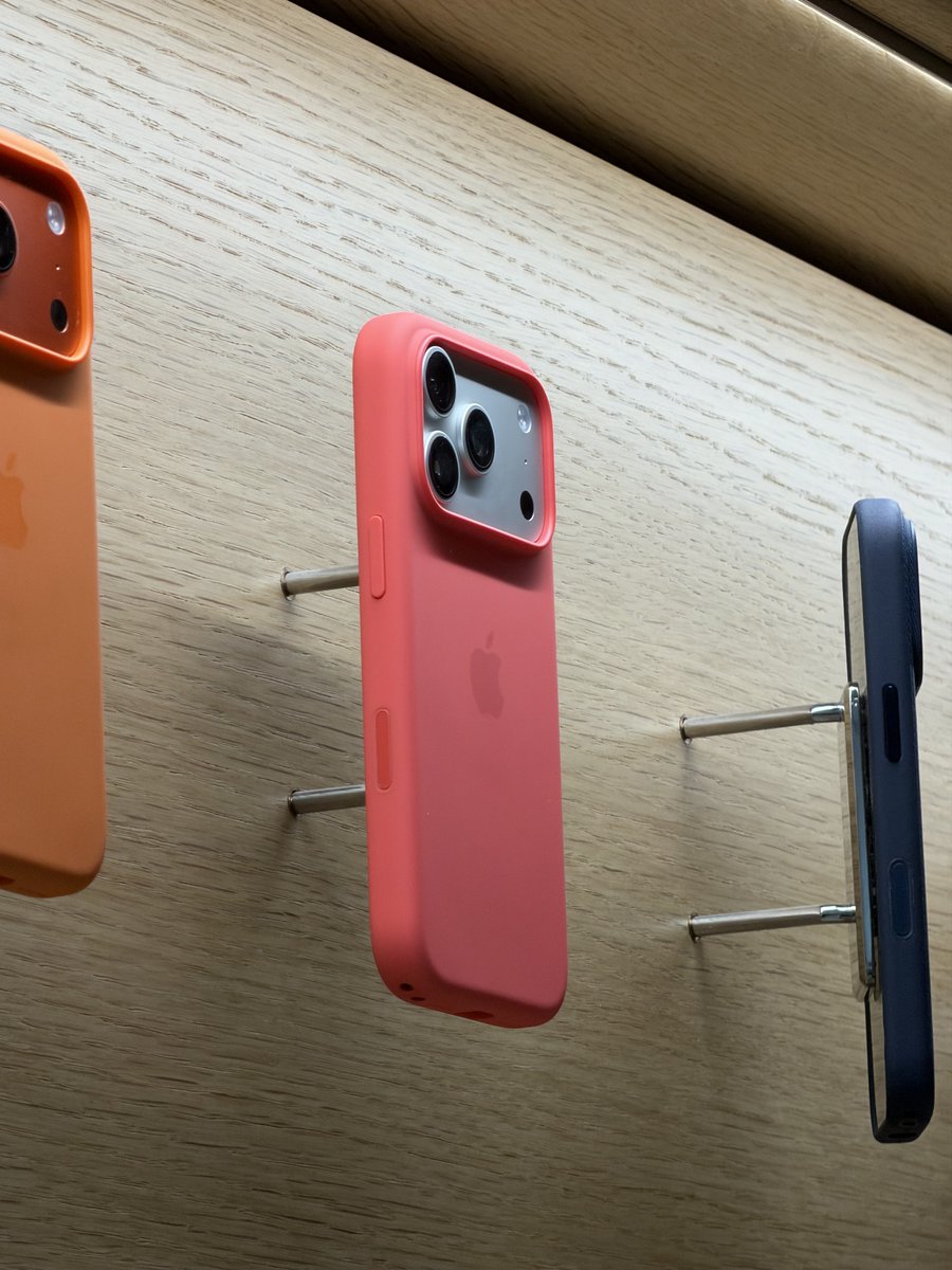 Retail Archive tweet media