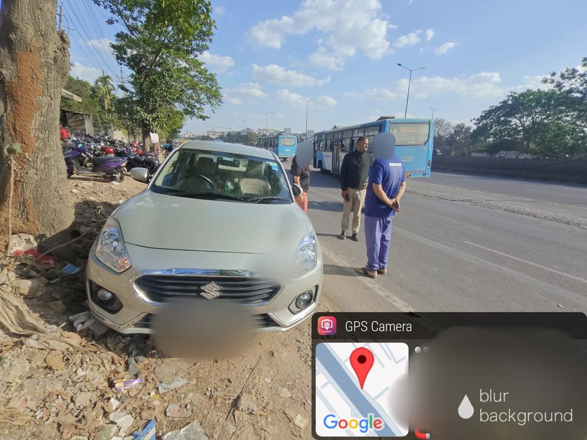 ಅಪಘಾತ: 
ಇವೆಂಟ್ ಐ.ಡಿ.2593576, ದಿ:11-03-2026 ರಂದು 112ಗೆ ಕರೆ ರಾಯಲ್ ಎನ್ಫೀಲ್ಡ್ ಶೋರೂಮ್ ಮುಂದೆ ಕಾರ್ ಮತ್ತು ಟಾಟಾ ಏಸ್ ಗೂಡ್ಸ್ ವಾಹನಗಳ ನಡುವೆ ಅಪಘಾತವಾಗಿದೆ ಎಂದು ತಿಳಿಸಿದ್ದು, ERSS ತಂಡ ಸ್ಥಳಕ್ಕೆ ಭೇಟಿ ನೀಡಿ ಜಗಳವಾಡದಂತೆ ಬುದ್ಧಿವಾದ ಹೇಳಿ, ದೂರುದಾರರಿಗೆ ಸೂರ್ಯನಗರ ಠಾಣೆಗೆ ದೂರು ನೀಡಲು ತಿಳಿಸಿರುತ್ತಾರೆ.<a href="/112Karnataka/">112Karnataka</a>