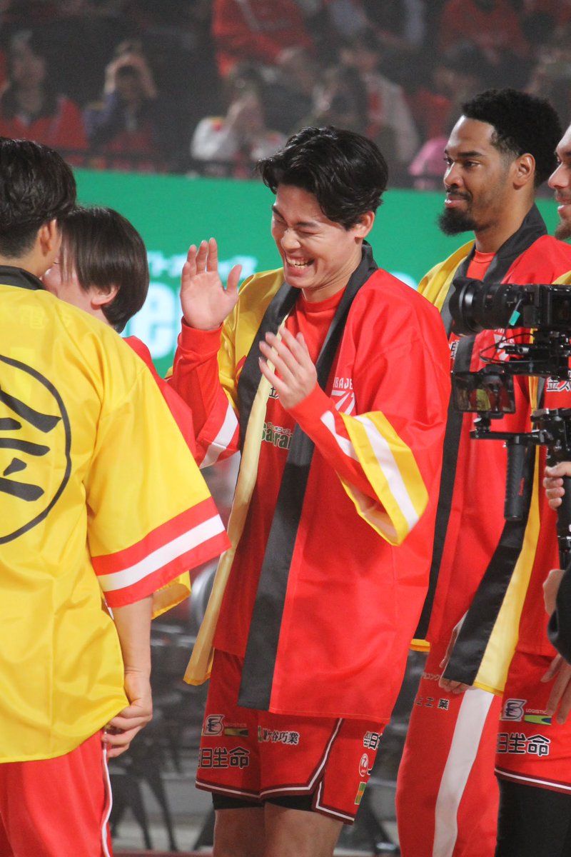 💫2026.3.11 vs秋田ノーザンハピネッツ

1日遅れちゃったけどお誕生日おめでとう🎉
法被似合ってたよ💖

#千葉ジェッツ　#金近廉