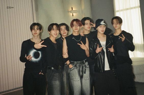 fwairyzza's tweet photo. Forever will always my sevenhypen 🤍 https://t.co/tgOp0SMQsh