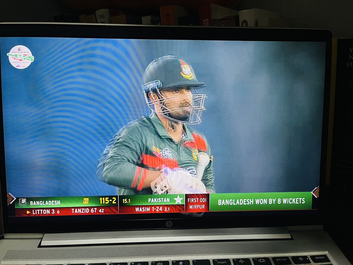 vivekkumarjha01's tweet photo. #Pakistan vs #Bangladesh 1st ODI takeaway.
A comprehensive win by #Bangladesh with 34.5 overs to spare. New Era of Pakistan cricket is here! https://t.co/SYfDUkcjJY