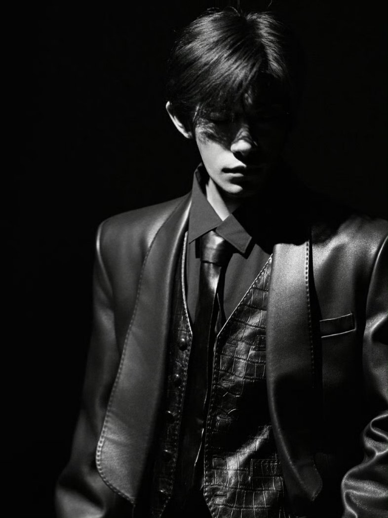 千玺.1128_FallinginJacksonYee tweet media