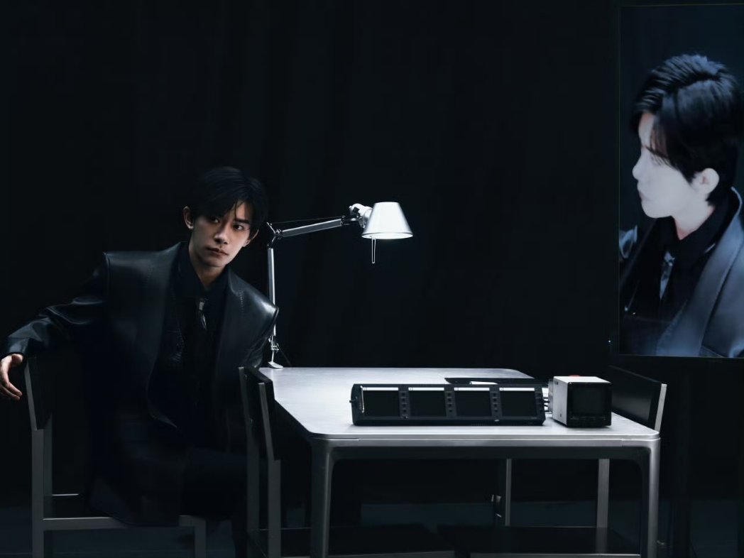 千玺.1128_FallinginJacksonYee tweet media