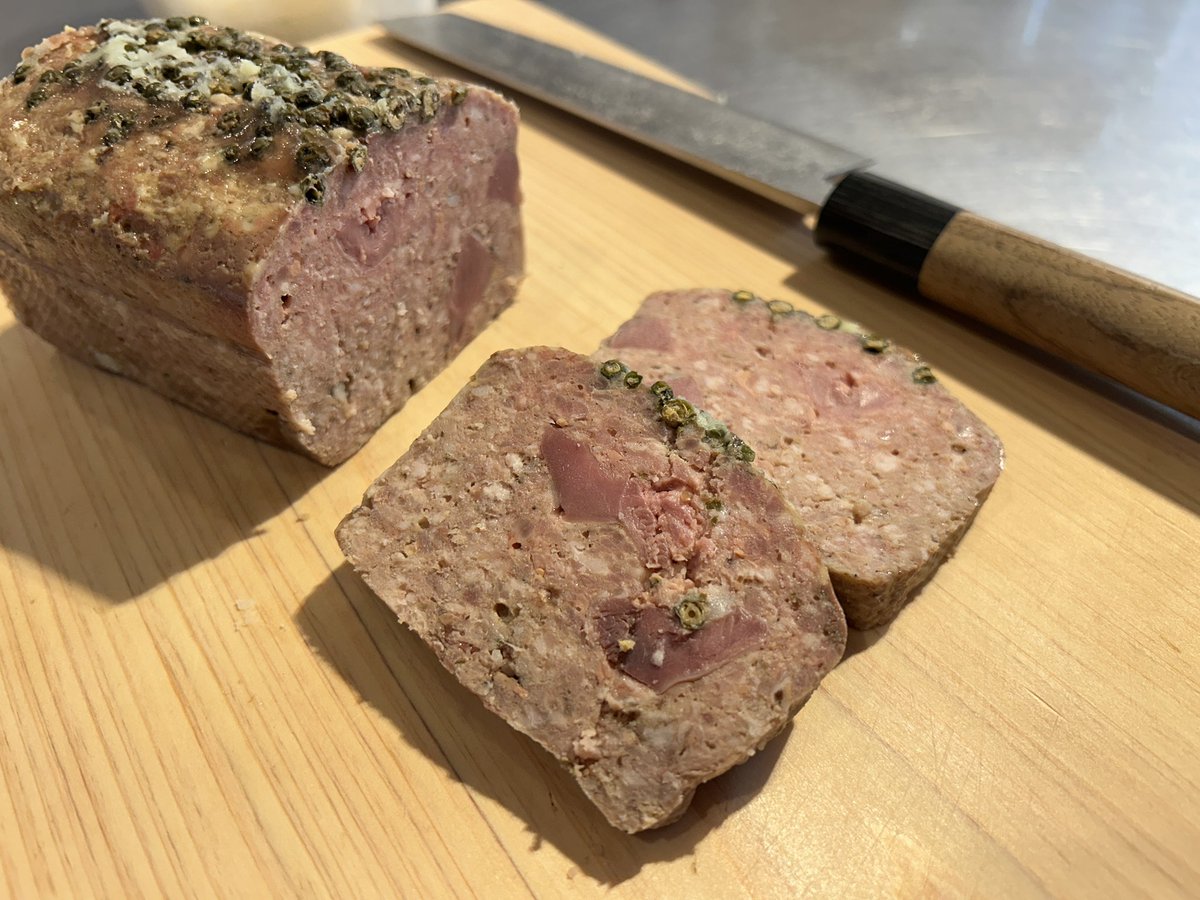 kumaneko1118 tweet media