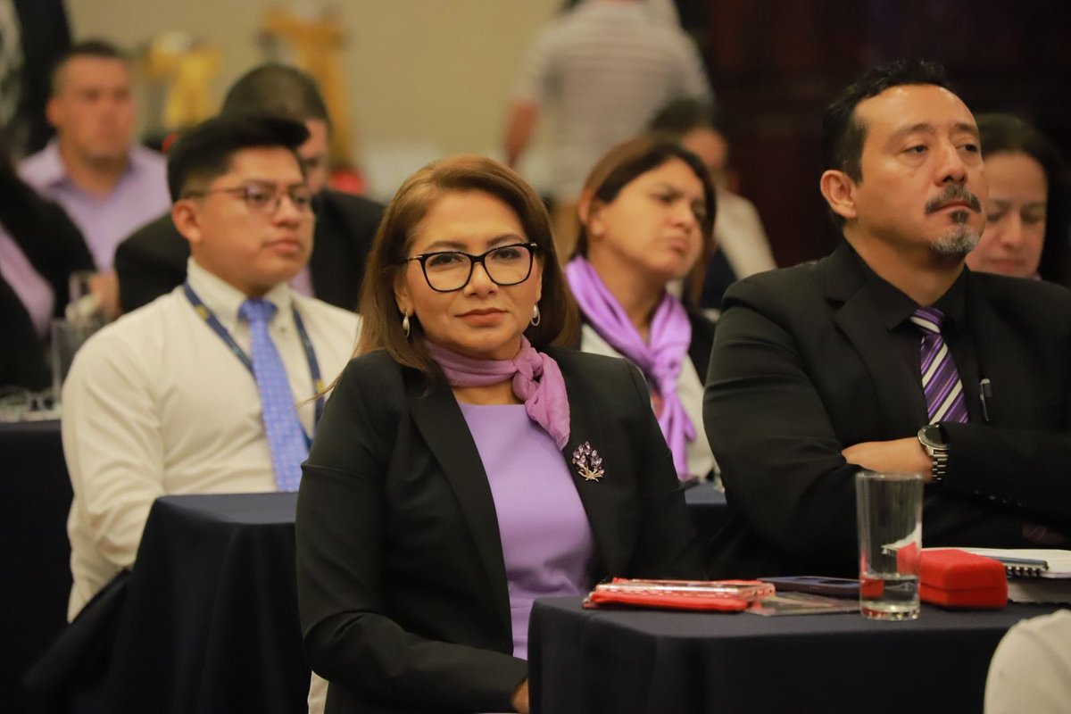 María Consuelo Porras tweet media