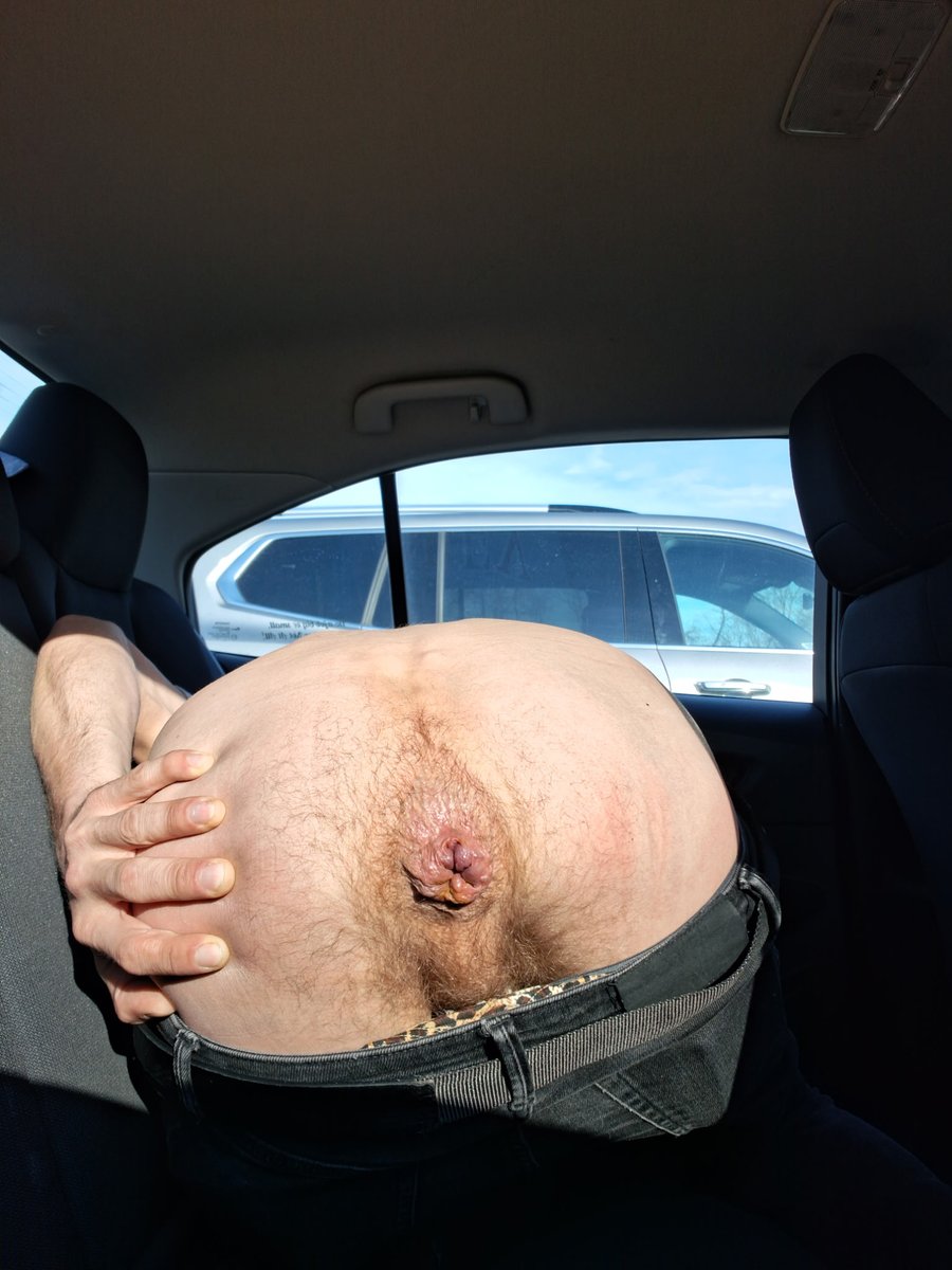 ButtMuncher tweet media