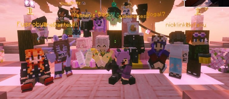 beka5panqueca's tweet photo. Eles não sabem, mas vão fazer uma falta danada daqui um mês 🥹💜🫂
Famia Arkanis🥀
#arkanis https://t.co/fkXejbESXn