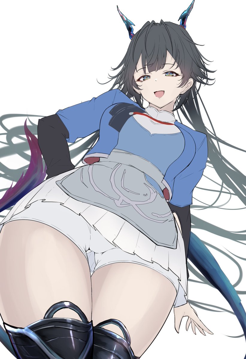 たまにはメイキングでも…

ラフ汚すぎて線画整える時にしこたま苦労したやつ 