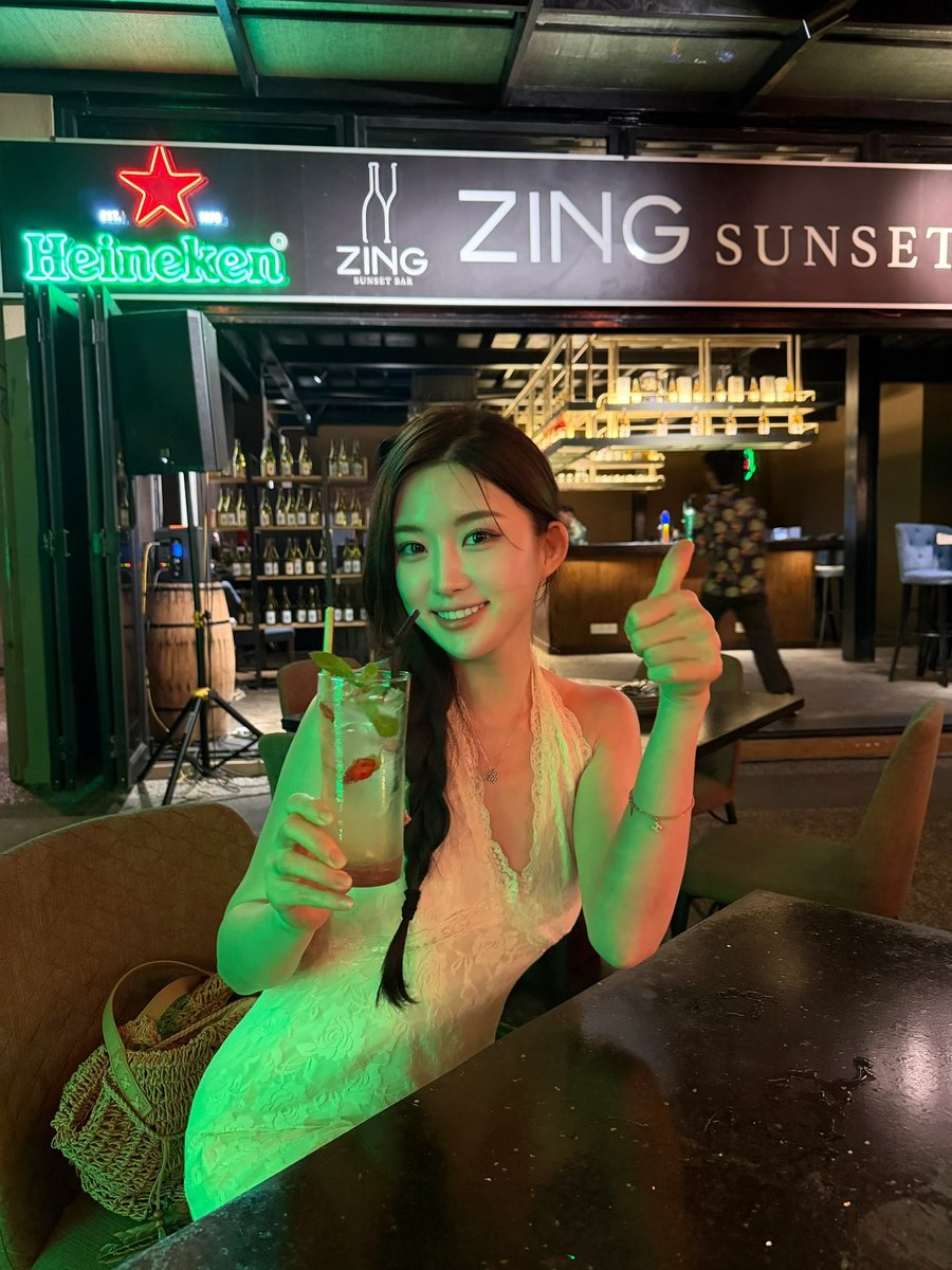 Rosa 👑 tweet media