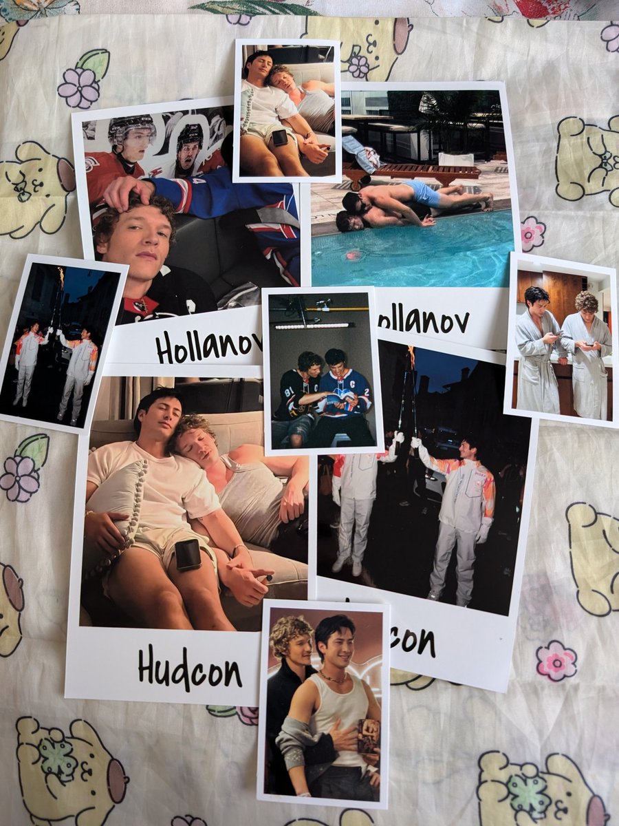 **FREE/WORLDWIDE** 
Flash giveaway! Interact with the post.
4 Polaroid Cards/5 small photos  
(Hudcon/Hollanov)
Closes 08:00GMT 13/3