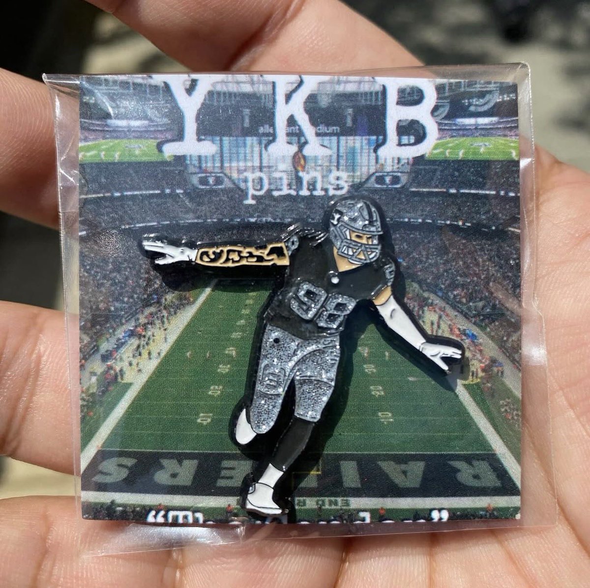 Y K B pins 🏴‍☠️ tweet media