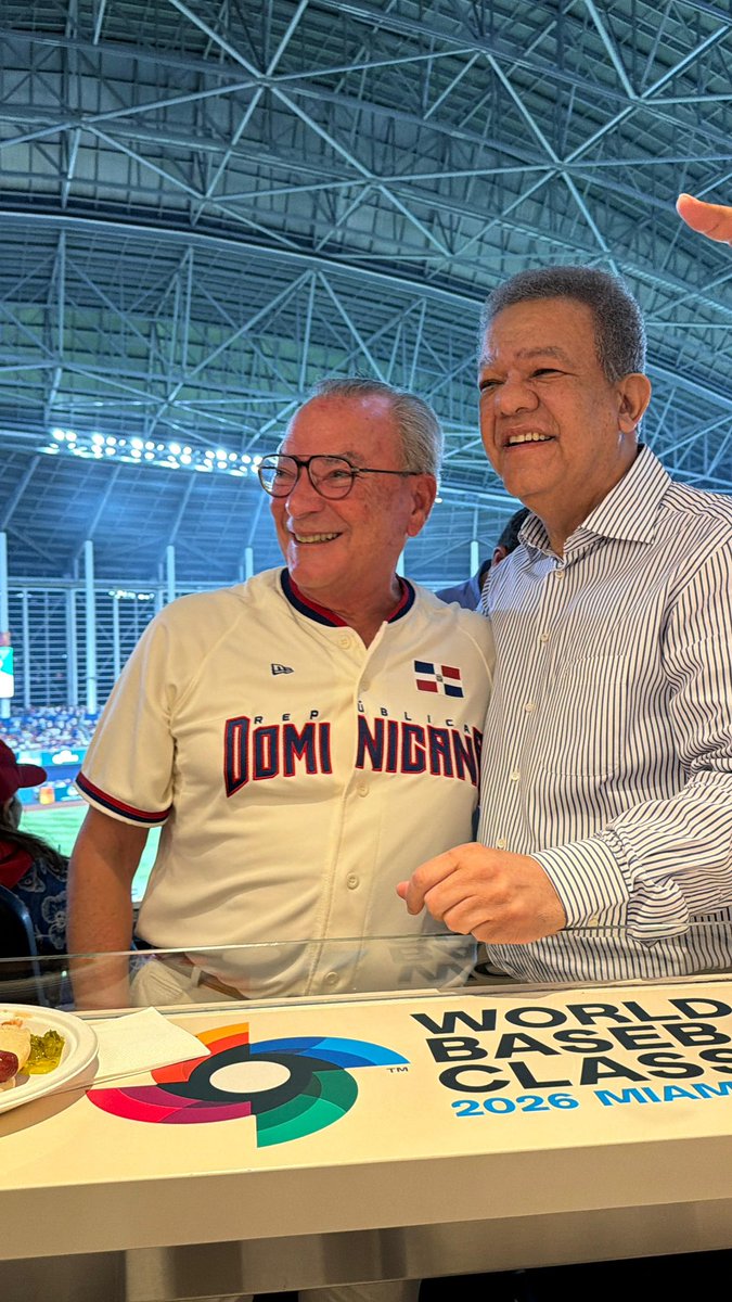 Leonel Fernández tweet media