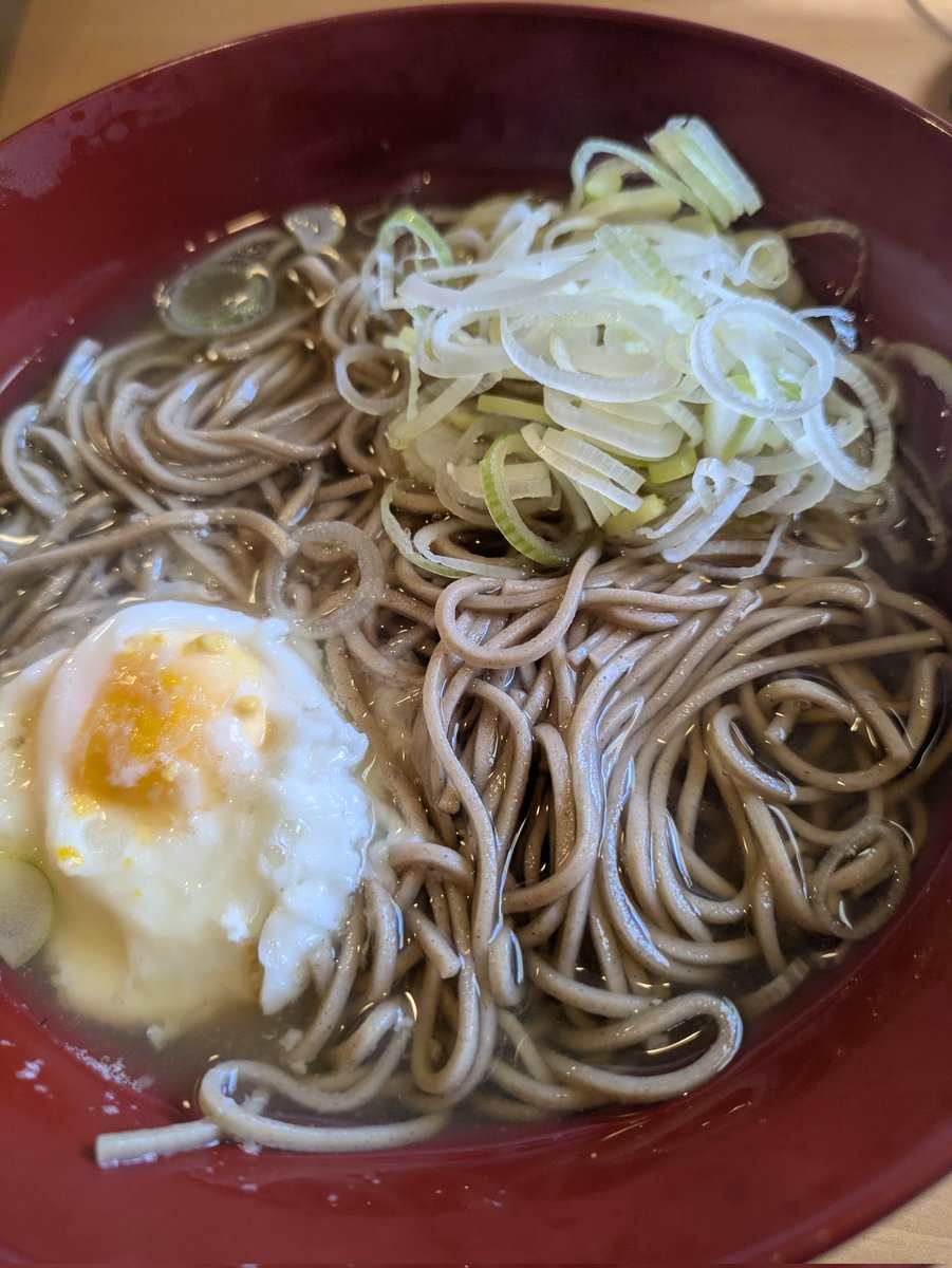 あじじ tweet media