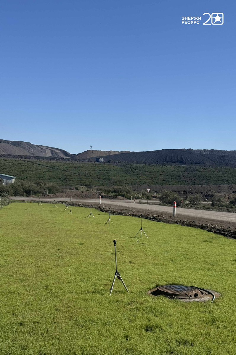 Лхамжавын Баатархүү tweet media