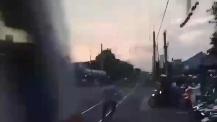 Bukan Antarkota tweet media