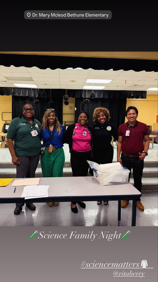 Collins07 tweet media