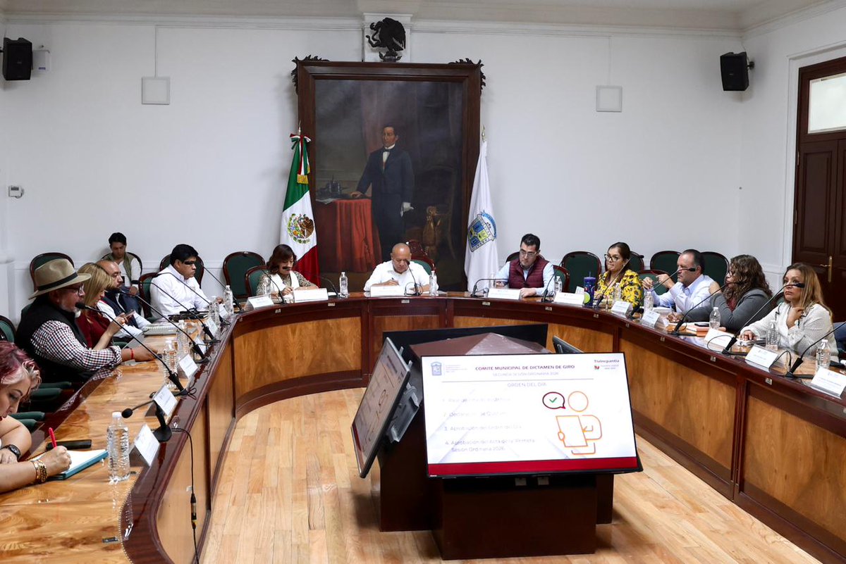 En Tlalnepantla se aprobó crear un consejo para preservar la historia del municipio y también hacer gratuitos algunos trámites para familias que participan en las Caravanas por la Justicia Social.

#Tlalnepantla #JusticiaSocial