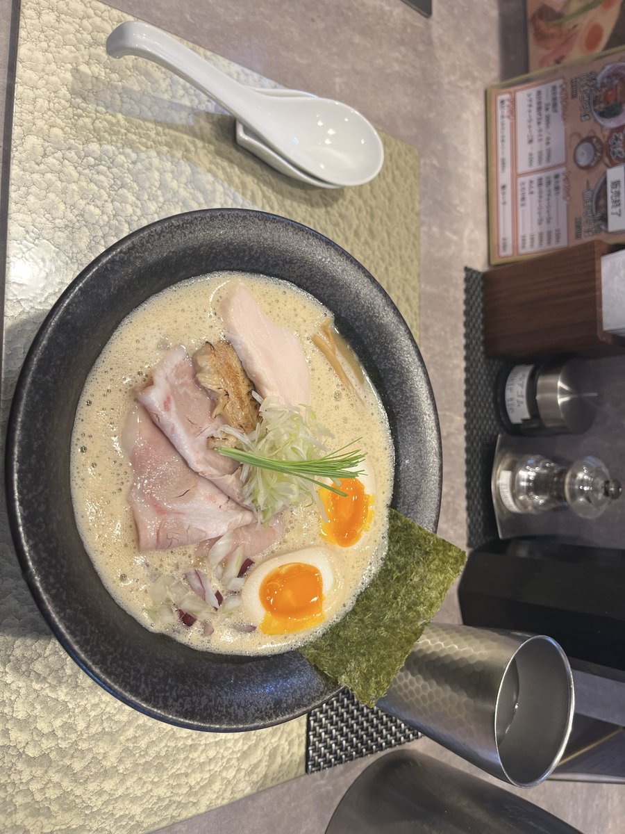 わるつ tweet media