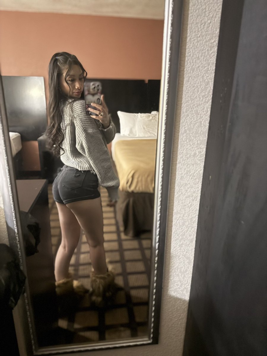 sexcqueen01's tweet image. Luh thick shi 🤤😍.
#foru