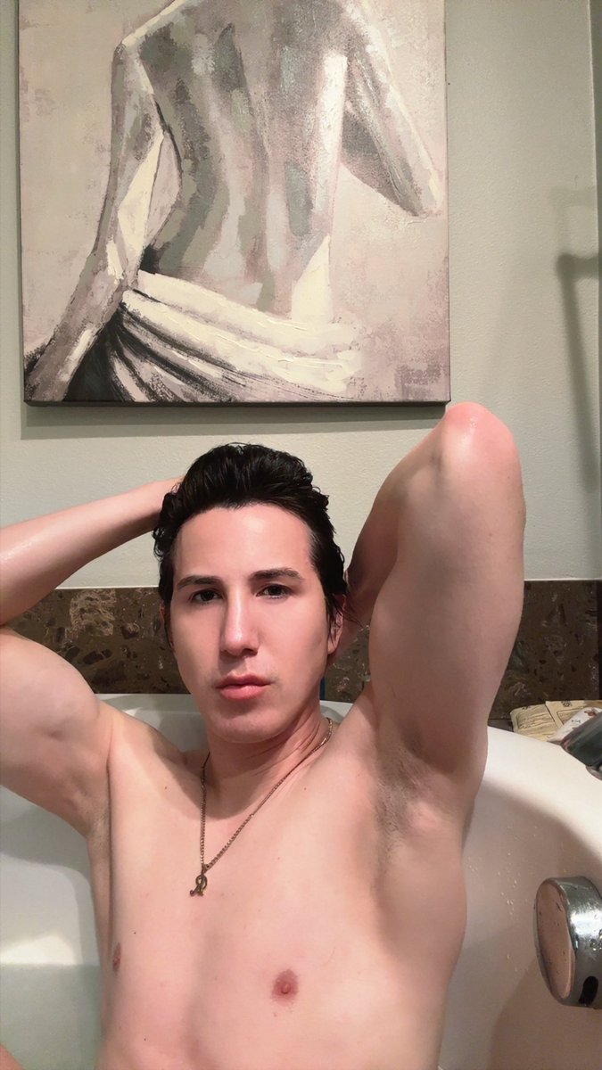 Ricky Rebel tweet media