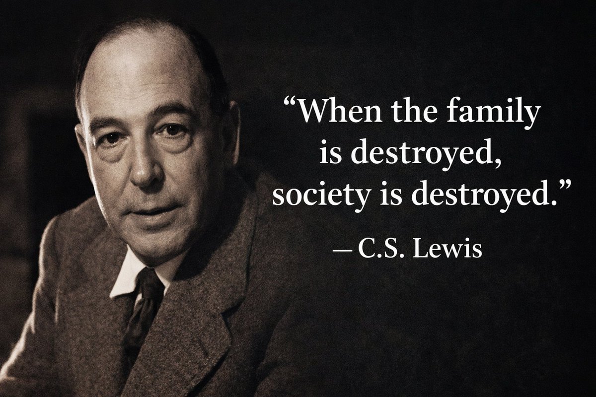 Darwin to Jesus tweet media