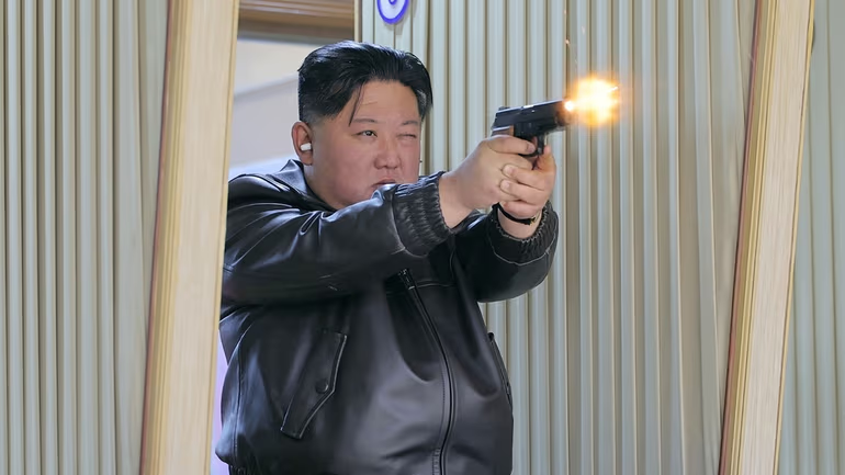 bctrenor's tweet photo. Coming to theaters near you this summer, Kim Jong Un stars in .007% GDP
(and yes this picture is real lol) https://t.co/H2tBqzn535
