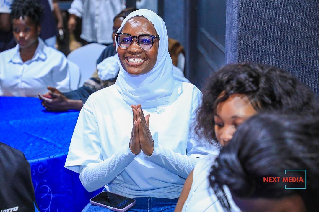 How about a fat beautiful smile to start your day😉. 
<a href="/sanyukatv/">Sanyuka TV</a> with <a href="/adam_kungu/">Kungu Al-mahadi Adam</a> now . 
#SanyukaMorningXpress 
#SanyukaUpdates