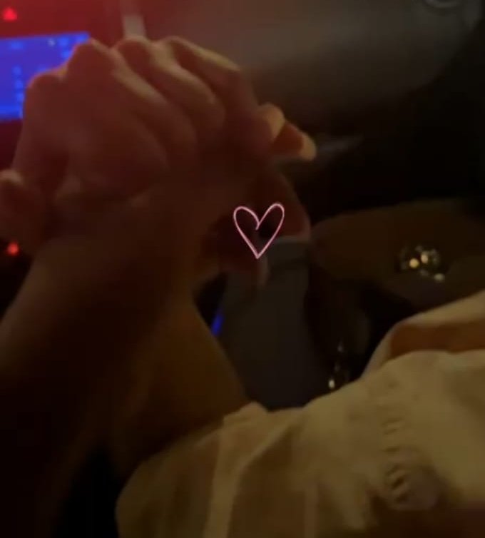 Sharjah_Couple tweet media