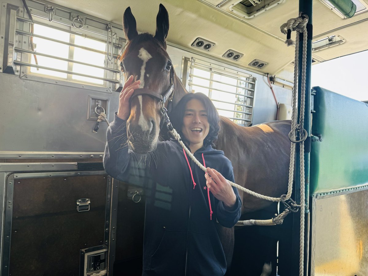 審査会 tweet media