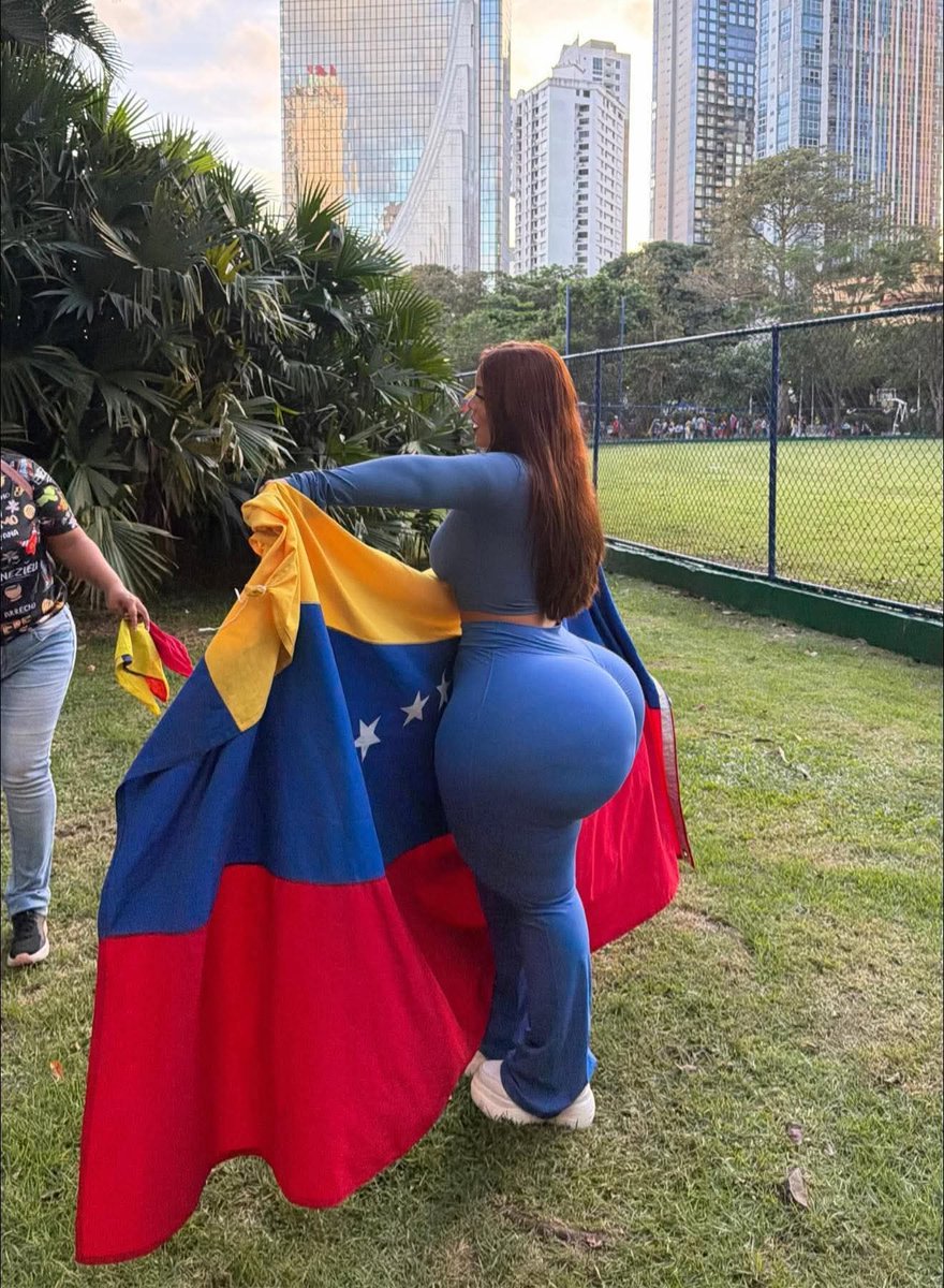 BrandonBv tweet media