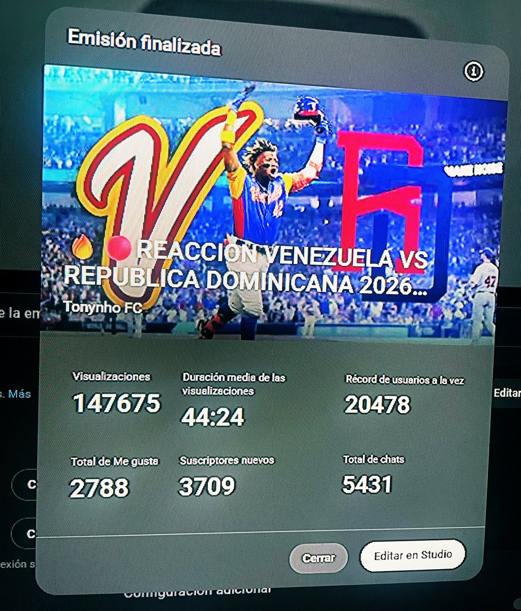 tonynho_FC's tweet photo. ¡SIN PALABRAS! 🥹😍

Hoy hicimos historia: Mas de 20,000 PERSONAS EN VIVO! 🇻🇪🇩🇴

Gracias por el aguante, por los casi 4k nuevos suscriptores y por vivir el Clásico conmigo. ❤️

Próximos stream:
-13/3/2026 RD vs Corea 🔥
-14/3/2026 Venezuela vs Japon 🚀 

Youtube: Tonynho FC 📺🍿 https://t.co/OUpwmklXjl