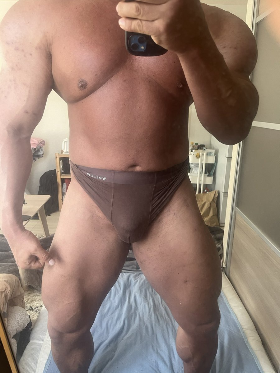 アナモン tweet media