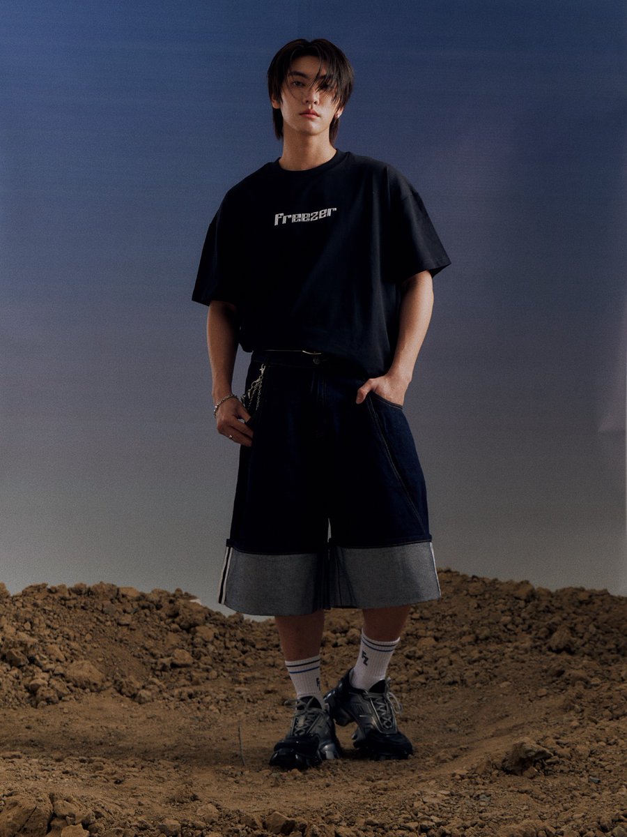 FreezerThailand's tweet photo. FREEZER ICE BURN I OVERSIZED TEE

PRICE 990 THB 
COLOR: BLACK / GREY
Start to Order: 12 March 2026 | 12:00 P.M. 

WEBSITE : https://t.co/0icewyaOWt
LINE Shopping : https://t.co/bF4zCj5VWg 

✅ สินค้าทั้งหมดในร้าน FREEZER สามารถเข้าร่วมสะสมยอด Top Spender/ LUCKY DRAW /VDC   

#FREEZERICEBURN 
#FREEZERTHAILAND