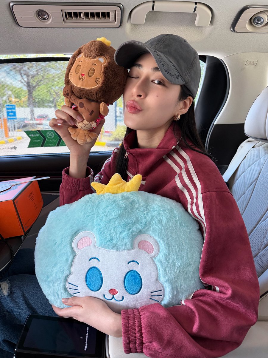 Hello Singapore 🇸🇬!!!

#LinglingKwong #หลิงหลิงคอง‌