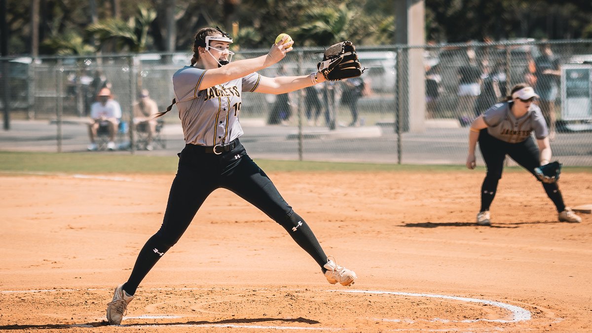 UW-Superior Softball tweet media