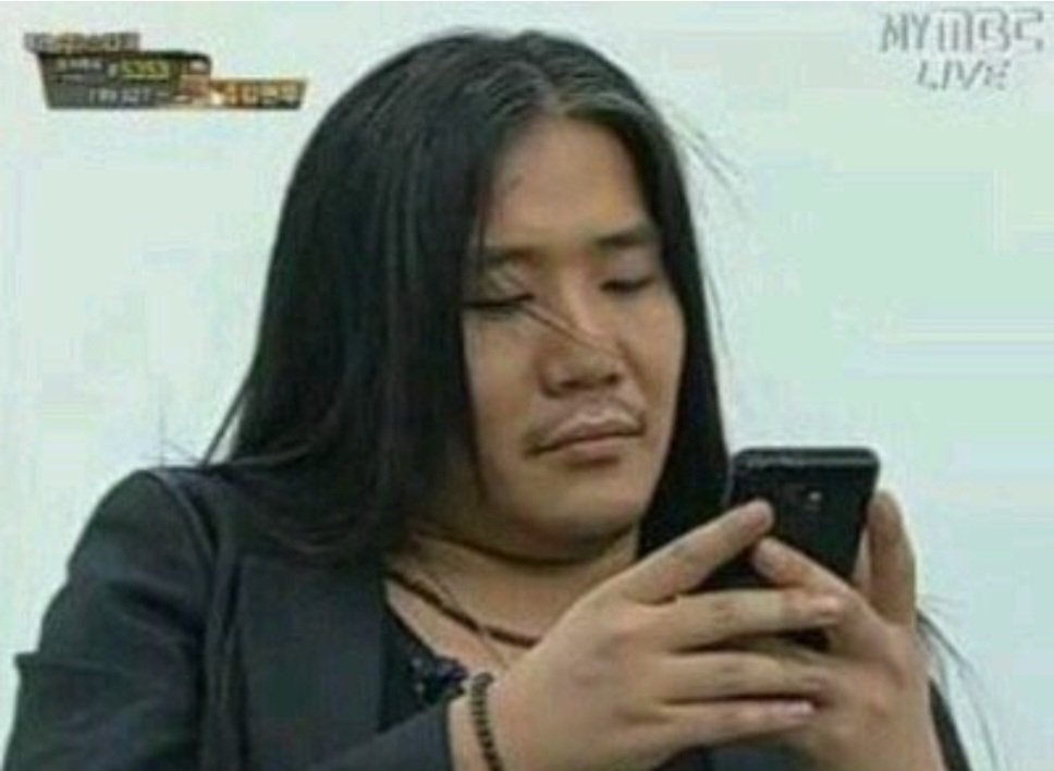 이 사진 하나로 하루를 살아감
보고싶어요지혜님