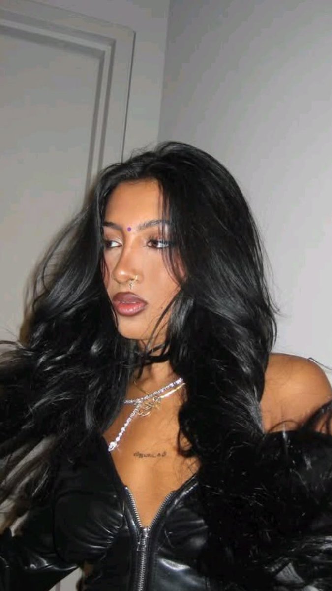 𝜗𝜚𝐋𝐚𝐫𝐢𝐧𝐡𝐚 🧚🏻‍♀️ - Alt!¡ tweet media