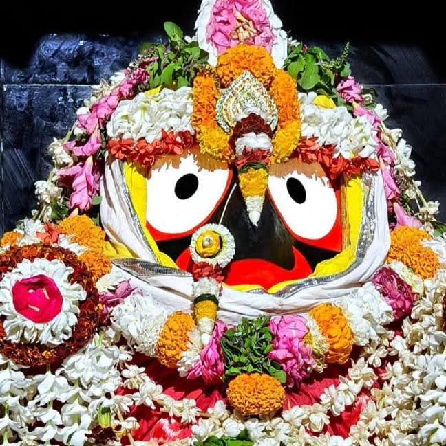 Jai Jagannath - Mahaprabhu… I have surrendered everything to you.
Guide me, protect me, and keep your blessings on us forever.
Jai Jagannath 🙏

#JaiJagannatha #jaganmahapapamnijam