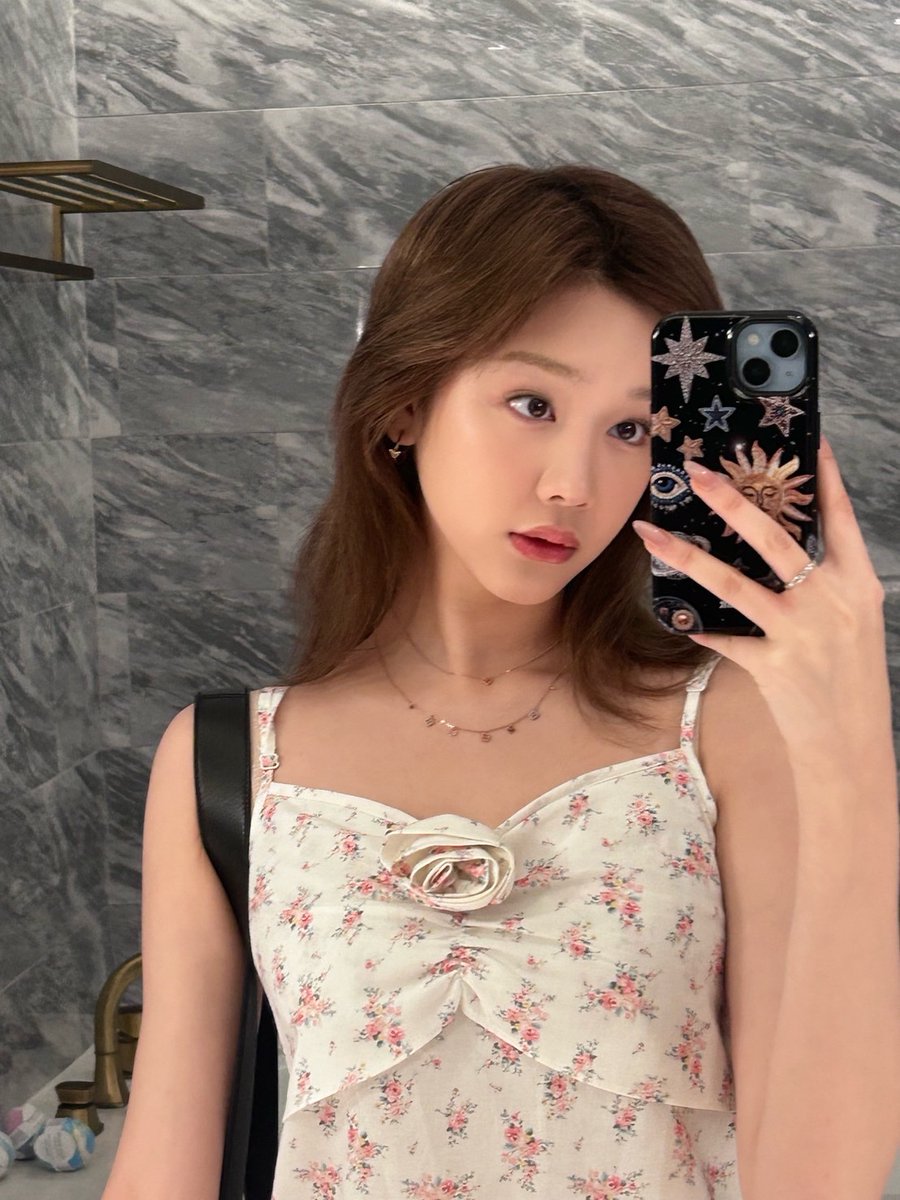 pharita pics tweet media